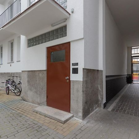 Miodowa Apartment Krasinski Garden Warsaw By Noclegi Renters Екстер'єр фото
