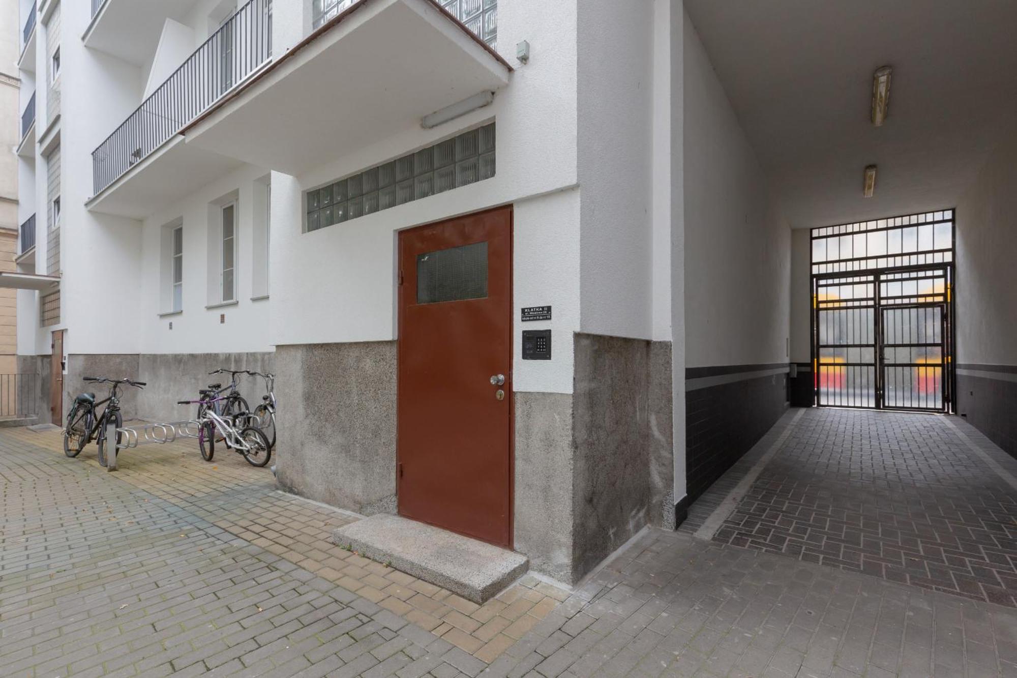 Miodowa Apartment Krasinski Garden Warsaw By Noclegi Renters Екстер'єр фото
